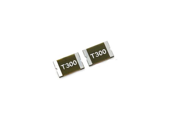 Metrischer Oberflächenberg-rückstellbarer Polymer PTC-Thermistor 1210 0.1A 30V MicroSMD SMTs 3225 für thermischen Stromkreis-Schutz