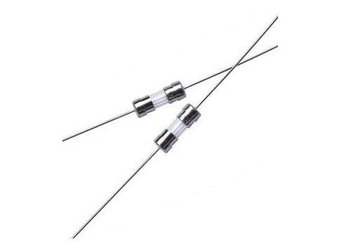 Langsamer Schlag-axiale verbleite Miniaturverspätungs-Glasrohr-Sicherung T5AL250V 5A 250VAC 500PCS Deutschland Vde 4x11mm pro Tasche