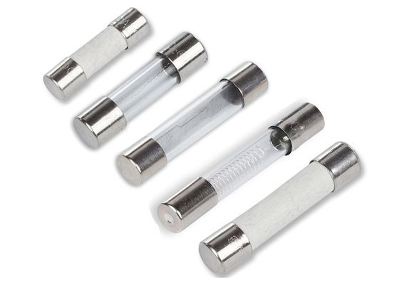zylinderförmige fungierende Glasrohr-Sicherung der 8AG Patronensicherungs-AGX 250VAC 500mA 6x25mm schnell mit 6,25 Millimeter schnellen Geschwindigkeit X.25 Millimeter
