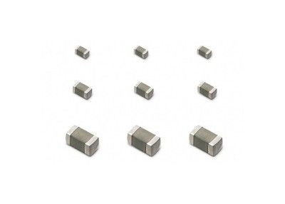 Oberflächenchip-Metalloxid-Varistor MVR0603-8R0G 8V 30A des berg-MLV MLCV SMD 1608 metrischer mehrschichtiger für Überspannungsschutz