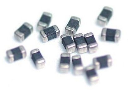 Oberflächen- Thermistor 0402 des Berg-Paket-Chip-NTC 0603 0805 SMD für Smartphone-Tablet Automobil-xEV Wearables medizinisch