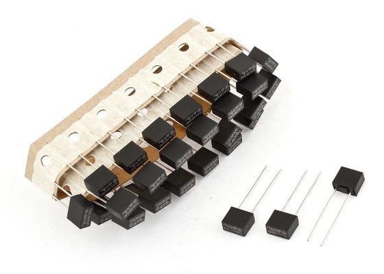 Quadratische kastenförmige Hochspannungsverspätungs-Subminiature Sicherung 8.4mm SMT T1A mit Nennspannung 250V 300V 400V