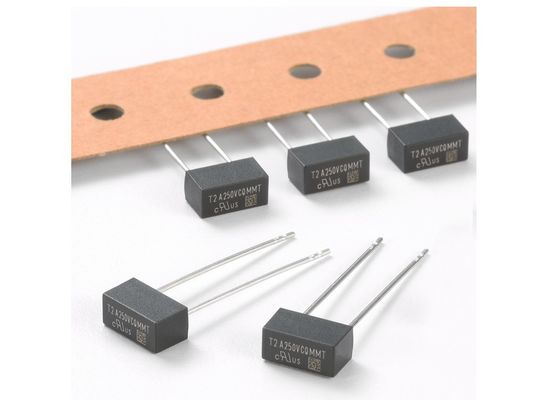 Dünnste MMT-Reihen-Plastikkasten-Verzögerungs-Radialführungs-Mikrosicherung 8.35x5x3.95mm 2A 250V 300V 400V TUV CQC kc PSE UL