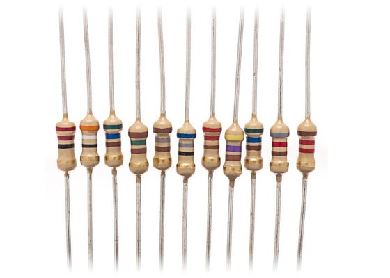 Miniatur-CFR-Kohlenstoff-Film-Festwiderstand 0.5W 1WS 330R 5% 350V axiale verbleite kakifarbige 9032 3.2x9mm